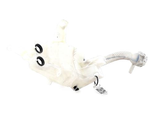 Used Windscreen washer tank Windscreen washer tank TOYOTA RAV 4 III (_A3_) 2.2 D 4WD (ALA30_, ALA30R) (150 hp) 33332813 33332813