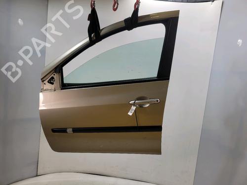 Used Left front door RENAULT CLIO III (BR0/1, CR0/1) 1.5 dCi (BR17, CR17) (86 hp) 31123006