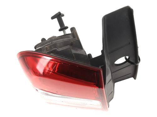 left-taillight-dacia-duster-hs_-2010-2011-2012-2013-2014-2015-2016-2017-2018-32006765 main image
