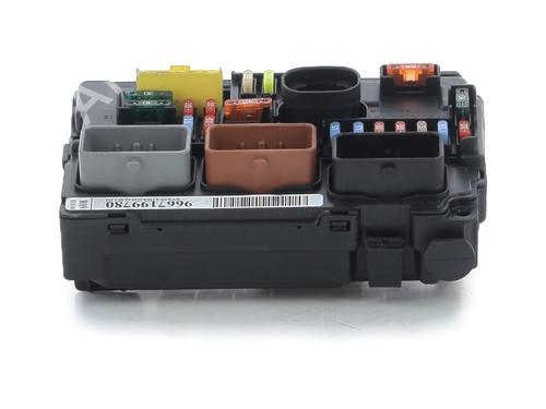fuse-box-citroen-c3-ii-sc_-2009-32654189 main image