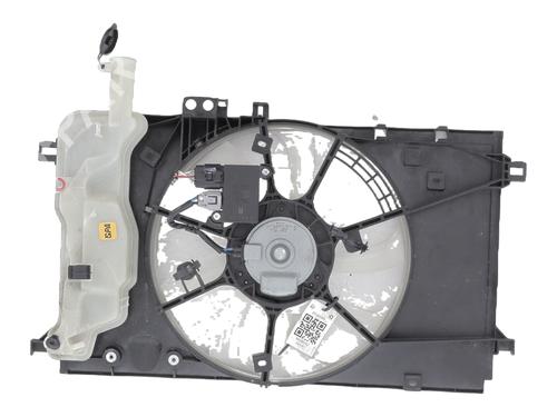 Used Radiator fan TOYOTA YARIS (_P21_, _PA1_, _PH1_) 1.5 Hybrid (MXPH10, MXPH11) (116 hp) 30503057