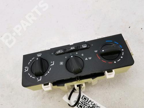 Used Climate control Climate control PEUGEOT 1007 (KM_) 1.4 HDi (68 hp) 10623660 10623660
