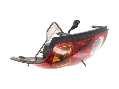 Used Left taillight MITSUBISHI L200 / TRITON (KA_T, KB_T) 2.5 DI-D 4WD (KB4T) (136 hp) 31372768