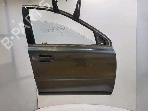 Used Right front door Right front door VOLVO XC90 I (275) D5 AWD (185 hp) 40057749 40057749