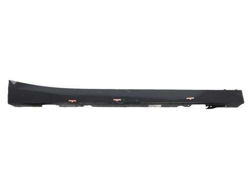 Used Right sideskirt Right sideskirt 37256652 37256652