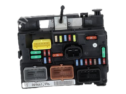 Fuse box CITROËN DS3 (SA_) 1.6 HDi 90 | BP37086653E1 - Image 2