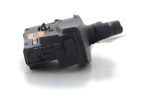 Used Switch RENAULT CLIO III (BR0/1, CR0/1) 1.2 16V (BR02, BR0J, BR11, CR02, CR0J, CR11) (75 hp) 30654173
