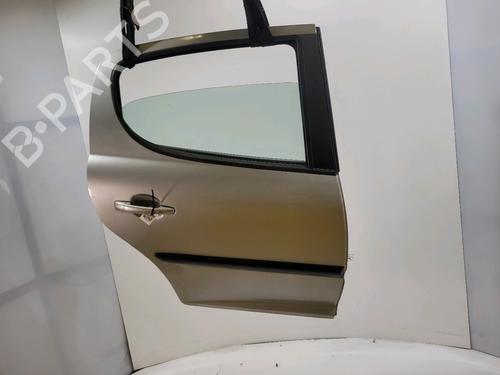 Used Right rear door Right rear door 37087108 37087108