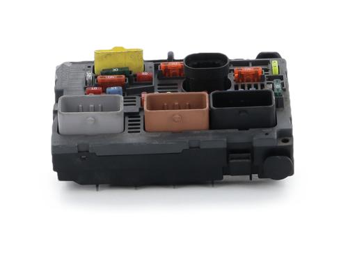 fuse-box-peugeot-5008-0u_-0e_-2009-2010-2011-2012-2013-2014-2015-2016-2017-37228594 main image