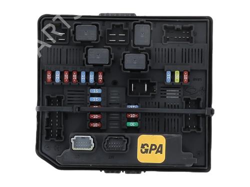 Fuse box RENAULT KOLEOS I (HY_) 2.0 dCi 4x4 (HY0K) | BP32077228E1
