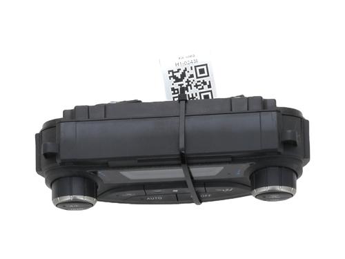 Climate control TOYOTA YARIS (_P13_) 1.5 Hybrid (NHP130_) | BP25982991I5 