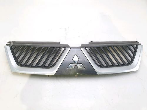 Used Grille MITSUBISHI OUTLANDER II (CW_W) 2.2 DI-D 4WD (156 hp) 28594615