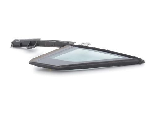 Front right quarter glass CITROËN C5 III Break (RW_) 1.6 HDi 110 (RW9HZC) | BP32334256C112