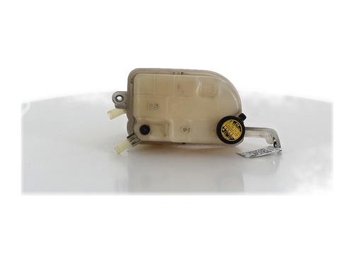 expansion-tank-toyota-auris-_e15_-2006-2007-2008-2009-2010-2011-2012-2013-32255734 main image