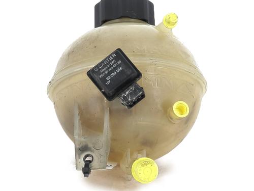 Expansion tank PEUGEOT 307 Break (3E)  | BP27646678C120