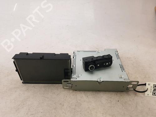 Used Radio RENAULT ZOE (BFM_) ZOE (88 hp) 12133651