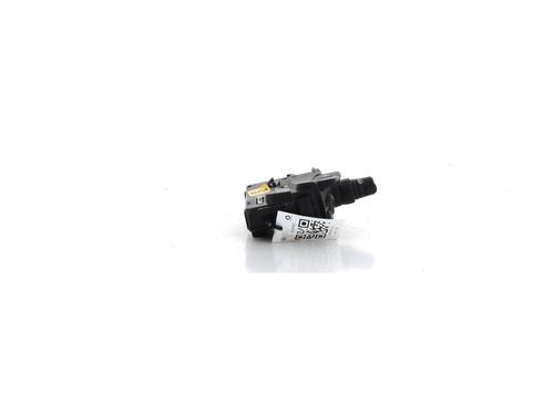 switch-renault-clio-iii-br01-cr01-2005-2006-2007-2008-2009-2010-2011-2012-2013-2014-32513801 main image