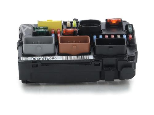 Used Fuse box PEUGEOT 207 (WA_, WC_) 1.4 HDi (68 hp) 30693608