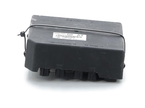 Used Fuse box Fuse box RENAULT SCÉNIC III (JZ0/1_) 1.9 dCi (JZ0J, JZ1J, JZ1K, JZ1S) (131 hp) 33332260 33332260