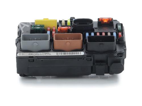 Used Fuse box Fuse box CITROËN C3 II (SC_) 1.4 HDi 70 (SC8HZC, SC8HR0, SC8HP4) (68 hp) 32842528 32842528