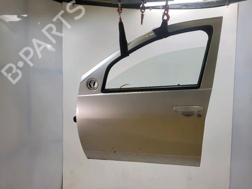 Used Left front door Left front door DACIA DUSTER (HS_) 1.5 dCi (HSMC) (107 hp) 40521226 40521226