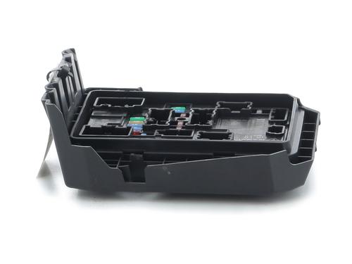Used Fuse box RENAULT CLIO V (B7_) 1.0 TCe 90 (B7MT) (91 hp) 30924751