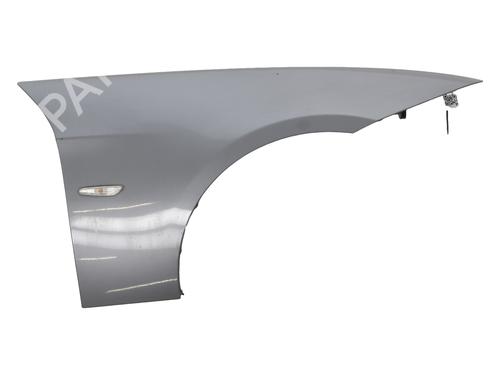 Used Right front fenders BMW 3 Touring (E91) 316 d (116 hp) 27646752