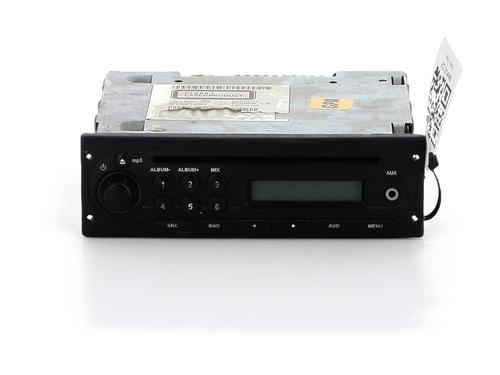 Used Radio Radio DACIA LOGAN MCV (KS_) 1.5 dCi (KS04) (88 hp) 36373292 36373292