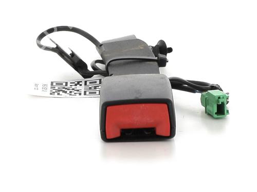 Used Seat buckle VW POLO V (6R1, 6C1) 1.2 (70 hp) 28160723