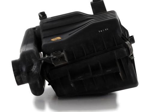 Used Air filter box SUZUKI GRAND VITARA I (FT, HT) 2.0 HDI 110 16V 4x4 (SQ420D, TD83V) (109 hp) 23556124