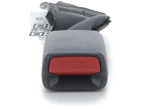 Used Seat buckle TOYOTA COROLLA Verso (_E12_) 1.6 VVT-i (ZZE121_, ZZE121R) (110 hp) 30828282