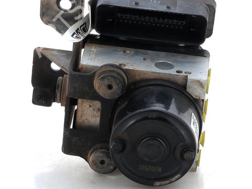 Used ABS pump KIA CARENS III MPV (UN) 2.0 CRDi 140 (140 hp) 19526232