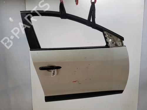 Used Right front door RENAULT MEGANE III Hatchback (BZ0/1_, B3_) 1.5 dCi (86 hp) 30503617
