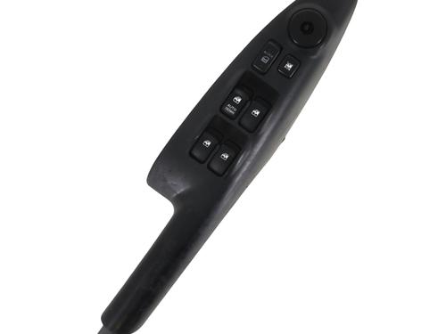 Used Left front window switch HYUNDAI TUCSON (JM) [2004-2019]  28082885
