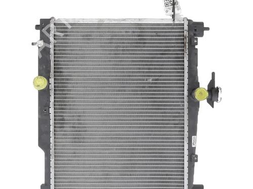 Used Water radiator TOYOTA YARIS (_P1_) 1.0 (SCP10_, SCP10R) (65 hp) 30653735