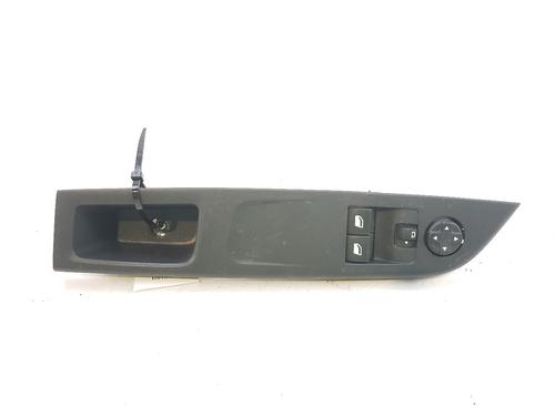 Used Left front window switch OPEL CORSA F (P2JO) 1.2 (68) (75 hp) 12101278