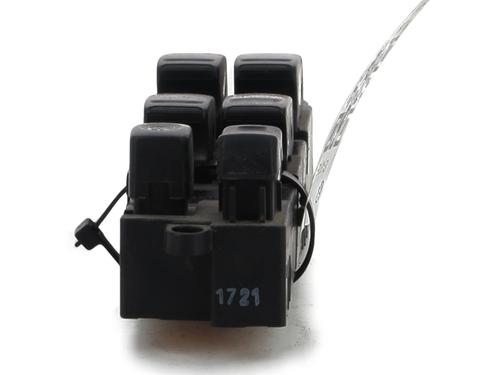 Left front window switch NISSAN X-TRAIL I (T30) 2.2 Di 4x4 | BP29381519I27 