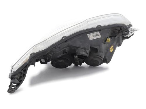 Left headlight PEUGEOT 208 I (CA_, CC_) 1.2 VTi 68 / PureTech 68 | BP32202127C28