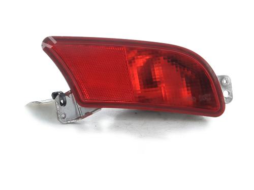 Farolim esquerdo pára-choques traseiro FORD KUGA III (DFK) 2.0 EcoBlue mHEV (150 hp) 33111141