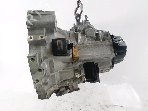 Gearkasse TOYOTA AVENSIS Estate (_T22_) 2.0 D-4D (CDT220_, CDT220R) (110 hp) 31078946