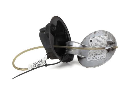 fuel-flap-vw-polo-iv-9n_-9a_-2001-2002-2003-2004-2005-2006-2007-2008-2009-2010-2011-2012-2013-2014-31866512 main image