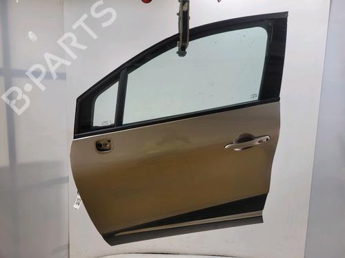 Dør venstre foran RENAULT CAPTUR I (J5_, H5_) 0.9 TCe 90 (90 hp) 31285364