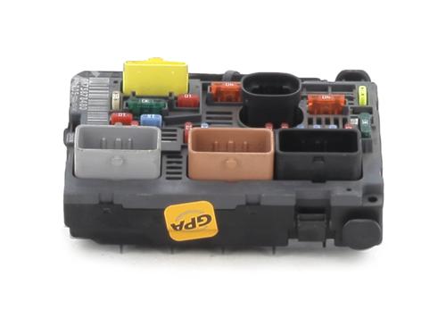 Used Fuse box PEUGEOT 308 SW I (4E_, 4H_) 1.6 HDi (92 hp) 28372151