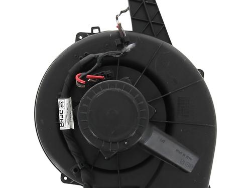 Used Heater blower motor VW POLO V (6R1, 6C1) 1.4 TDI (90 hp) 20673254