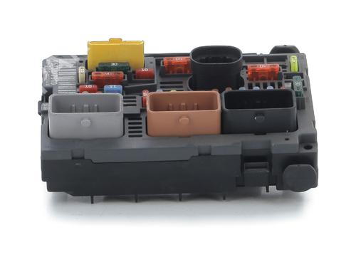 Used Fuse box PEUGEOT 5008 (0U_, 0E_) 1.6 HDi (112 hp) 32460199