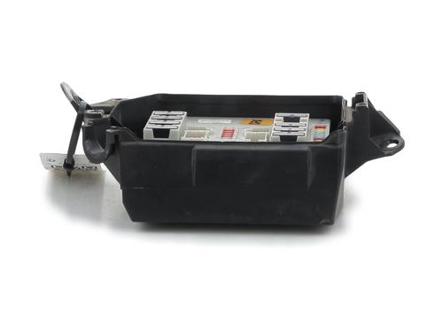 Used Fuse box RENAULT CLIO III (BR0/1, CR0/1) 1.5 dCi (BR0H, CR0H, CR1S, BR1S) (106 hp) 29761739