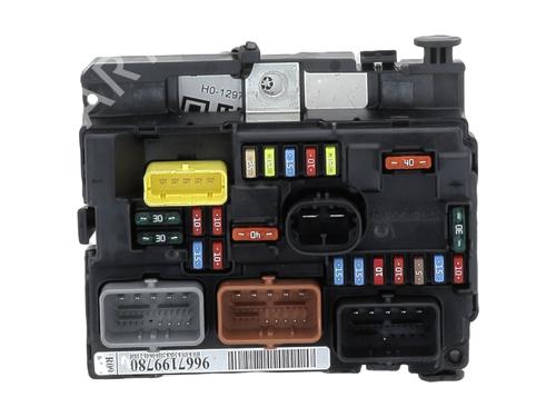 Fuse box CITROËN C3 II (SC_) 1.6 HDi 90 | BP31797319E1