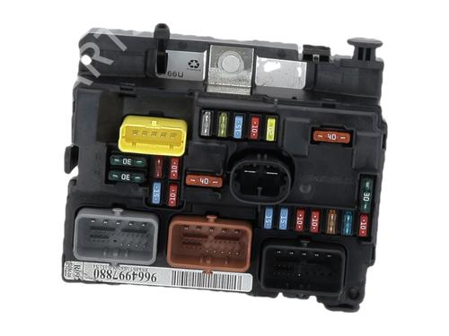 Fuse box CITROËN C3 Picasso (SH_) 1.6 HDi | BP38613328E1 - Image 2