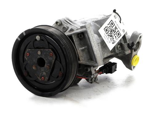 Used AC compressor DACIA SANDERO II 1.5 dCi 75 / Blue dCi 75 (B8JW, B8M4, B8AH, B8M7, B8M6) (75 hp) 30631653