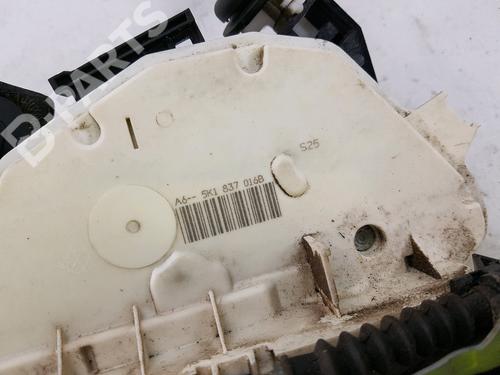 Front right lock VW POLO V (6R1, 6C1) 1.6 TDI | BP10863995C97 